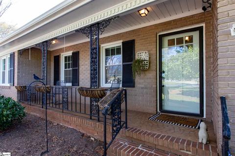 113 Wolfe Rd, Greer, SC 29650 photo 2