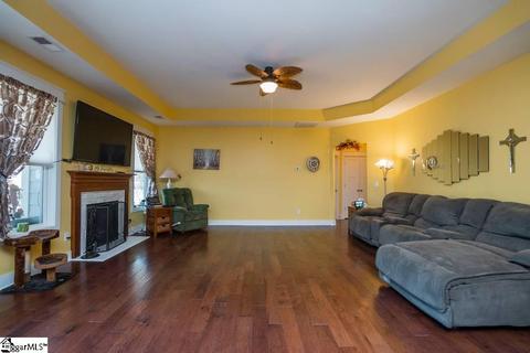14 Novelty Dr, Greer, SC 29651 photo 13