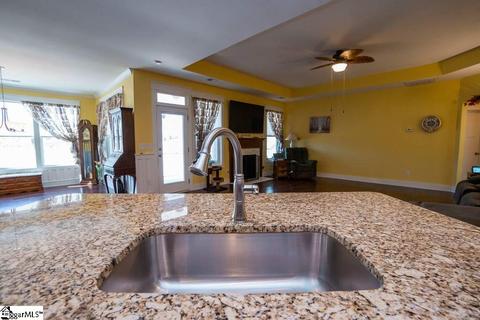 14 Novelty Dr, Greer, SC 29651 photo 8