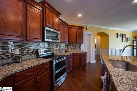 14 Novelty Dr, Greer, SC 29651 photo 6