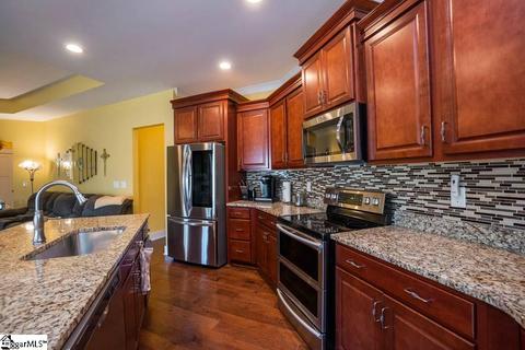 14 Novelty Dr, Greer, SC 29651 photo 7