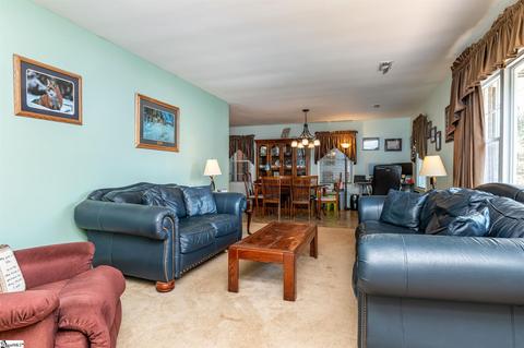 121 Ashmore Rd, Greer, SC 29650 photo 2