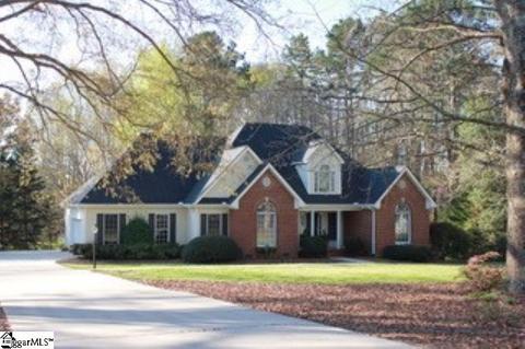 107 Surrey Ct, Easley, SC 29642 photo 2