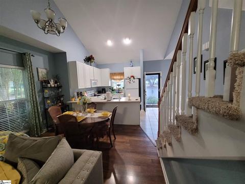 2 Ridgestone Cir, Mauldin, SC 29662 photo 8