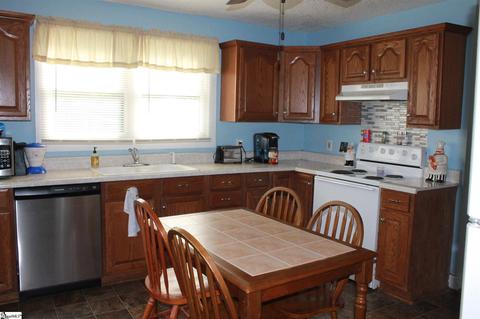106 Addis St, Easley, SC 29640 photo 10