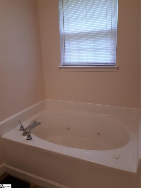 786 Cardinal Dr, Easley, SC 29642 photo 23
