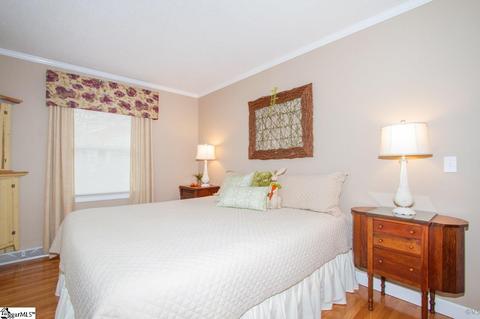 604 E 2nd Ave, Easley, SC 29640 photo 14