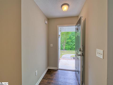 419 Crenshaw St, Easley, SC 29640 photo 3