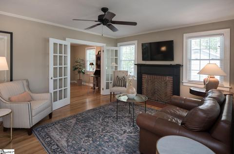 305 Pine St, Greer, SC 29650 photo 8