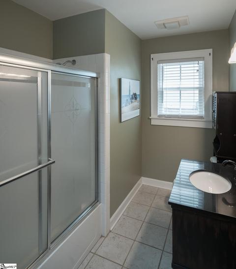305 Pine St, Greer, SC 29650 photo 26