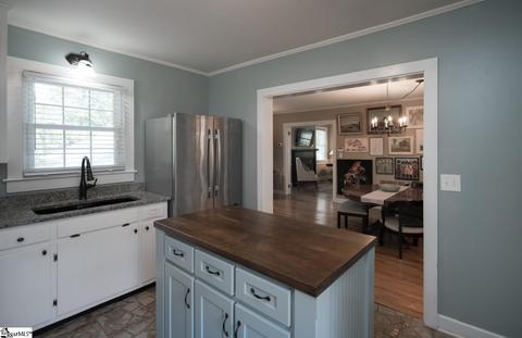 305 Pine St, Greer, SC 29650 photo 16