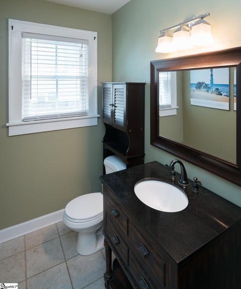 305 Pine St, Greer, SC 29650 photo 27
