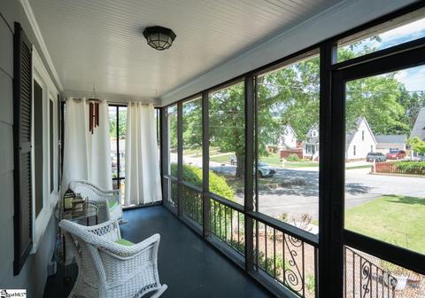 305 Pine St, Greer, SC 29650 photo 4