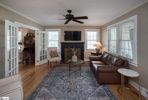 305 Pine St, Greer, SC 29650 photo 9