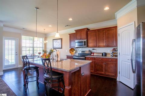 150 Willowbottom Dr, Greer, SC 29651 photo 2