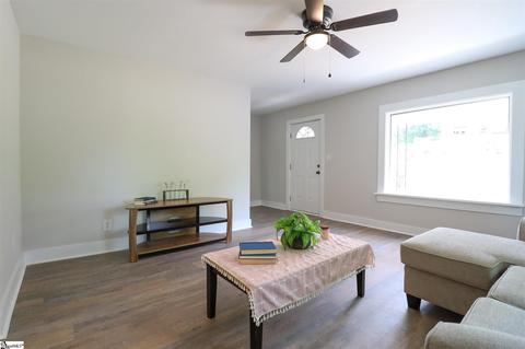 104 Garrison St, Easley, SC 29640 photo 8