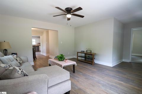 104 Garrison St, Easley, SC 29640 photo 7