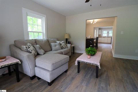 104 Garrison St, Easley, SC 29640 photo 5