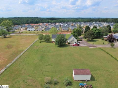 630 Rogers Rd, Pelzer, SC 29669 photo 6