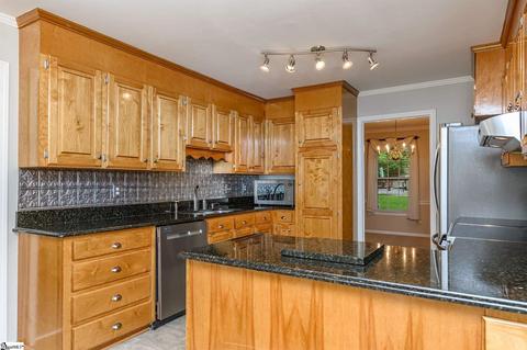 103 Firethorne Dr, Greer, SC 29650 photo 11