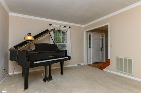 103 Firethorne Dr, Greer, SC 29650 photo 4