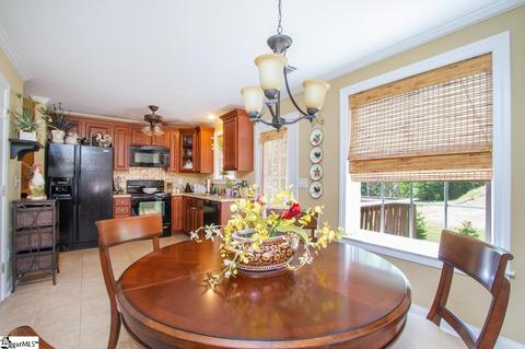116 Commons Dr, Easley, SC 29642 photo 14