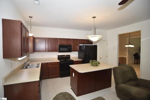 2 Evanshire Ct, Mauldin, SC 29662 photo 2