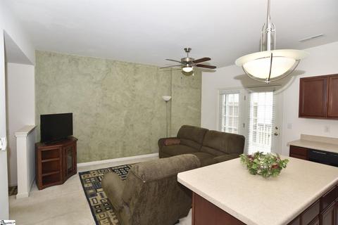 2 Evanshire Ct, Mauldin, SC 29662 photo 4