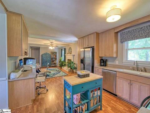 202 Mcalister Rd, Easley, SC 29642 photo 5