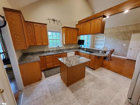 1146 Thomas Mill Rd, Easley, SC 29640 photo 9