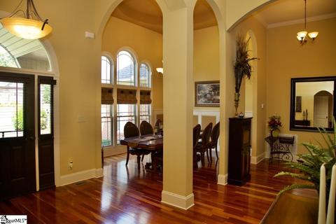 111 Emily Dr, Moore, SC 29369 photo 3