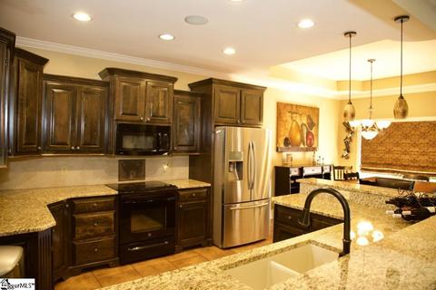 111 Emily Dr, Moore, SC 29369 photo 11