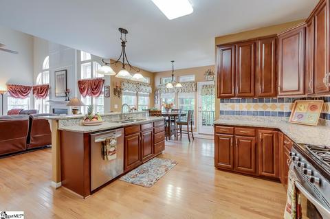 305 Sassafras Dr, Easley, SC 29642 photo 13