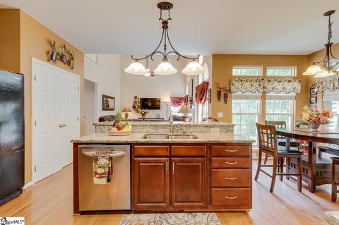 305 Sassafras Dr, Easley, SC 29642 photo 15