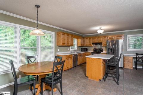 404 Perry Hill Rd, Easley, SC 29640 photo 9