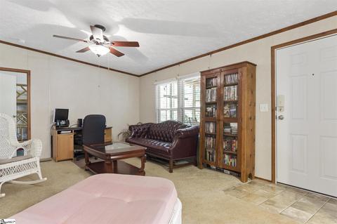 105 Williamsburg Ct, Easley, SC 29640 photo 5