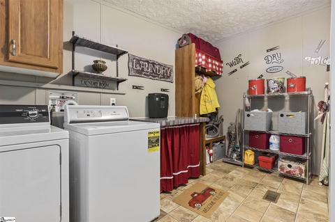 105 Williamsburg Ct, Easley, SC 29640 photo 19