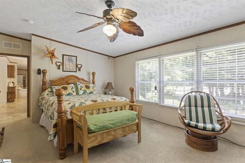 105 Williamsburg Ct, Easley, SC 29640 photo 16