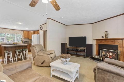 105 Williamsburg Ct, Easley, SC 29640 photo 14