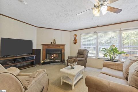 105 Williamsburg Ct, Easley, SC 29640 photo 12