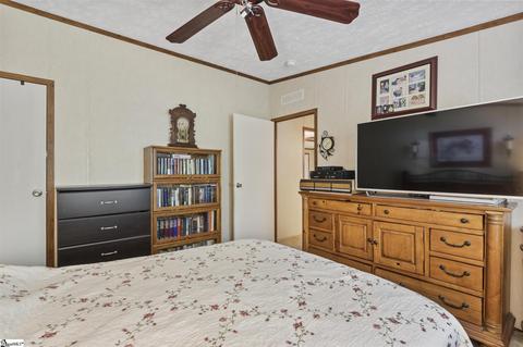 105 Williamsburg Ct, Easley, SC 29640 photo 23