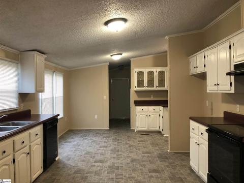 164 Dearborn Ln, Easley, SC 29640 photo 3