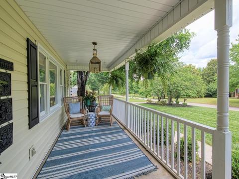208 Sheffield Ct, Easley, SC 29642 photo 4