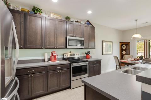 118 Caledonia Dr, Easley, SC 29642 photo 7