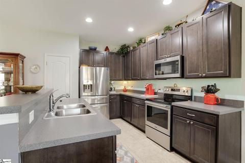 118 Caledonia Dr, Easley, SC 29642 photo 6