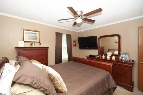 1726 Jameson Rd, Easley, SC 29640 photo 16