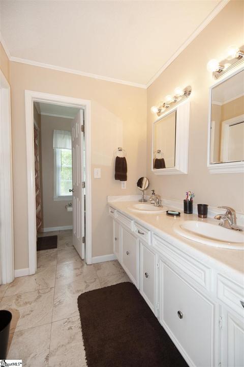 1726 Jameson Rd, Easley, SC 29640 photo 19