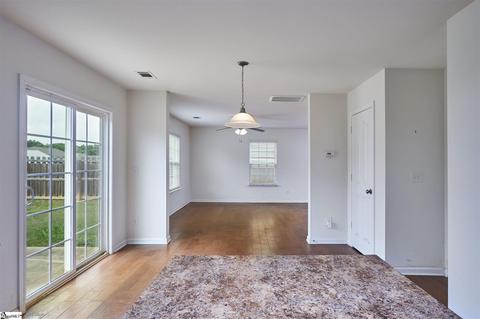 321 Victory Ln, Moore, SC 29369 photo 11
