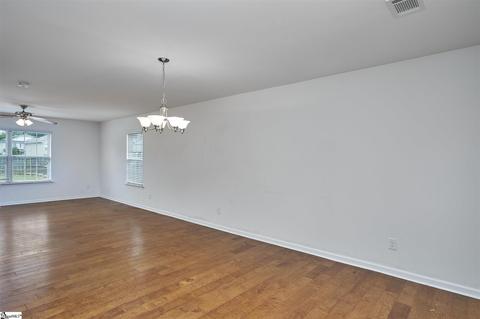 321 Victory Ln, Moore, SC 29369 photo 3