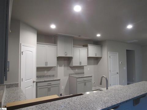 207 Phillips Ave, Easley, SC 29640 photo 3